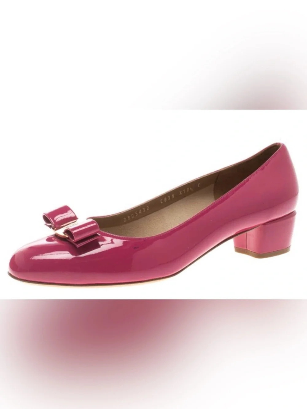 Salvatore Ferragamo 💕 Pink Patent Vara Bow Flats, Sz 10B